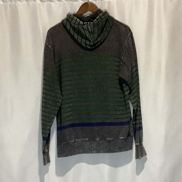 1659. Men’s Trademark Grey & Green Striped Hoodie EUC Size Large - Picture 2 of 4